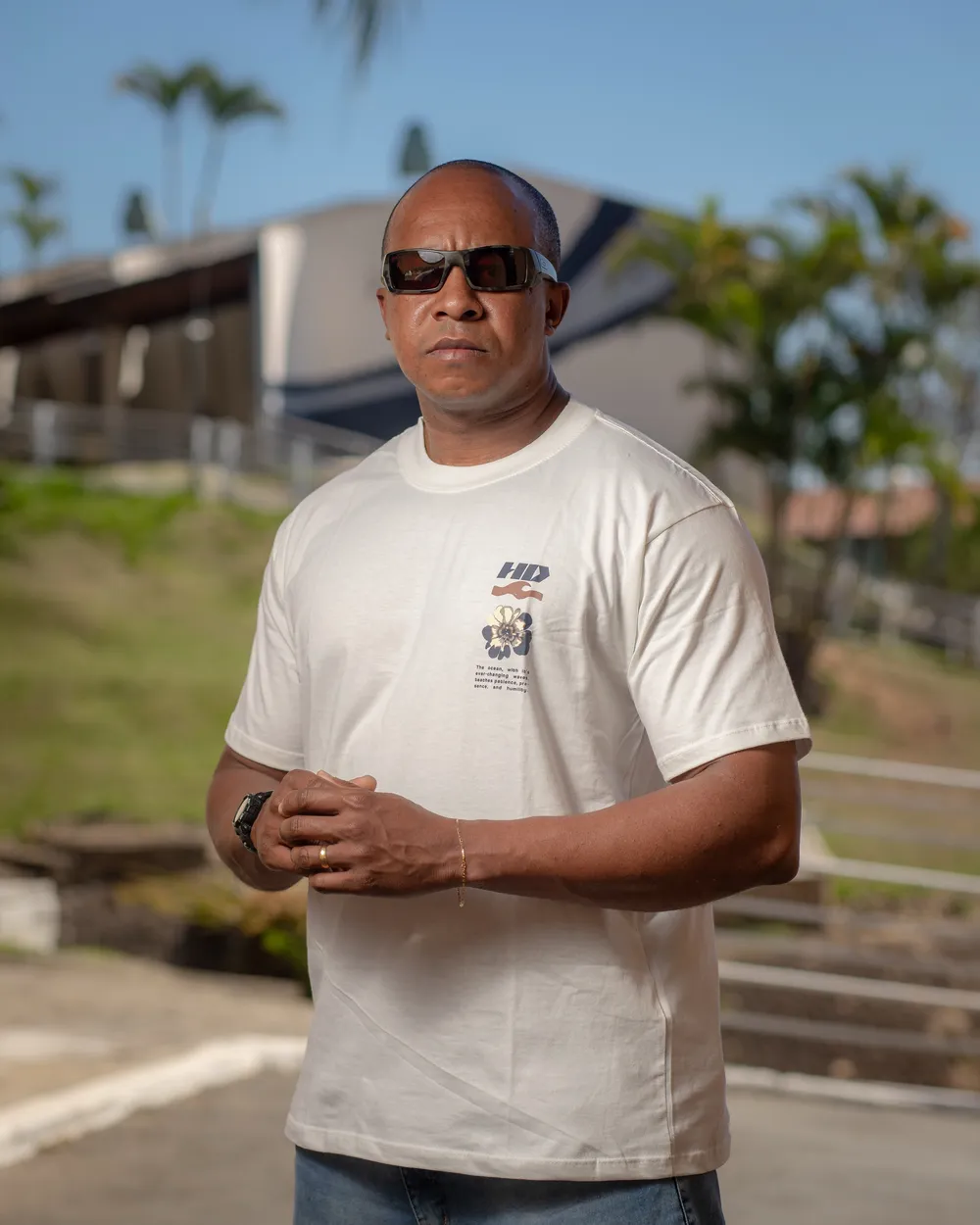 Camiseta HD off-white, ângulo 1 de 2